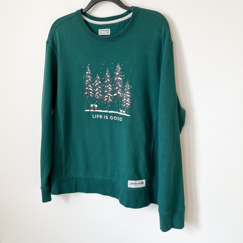 Life is Good Snowy Winter Cabin Simply True Fleece Crew Sweatshirt Green Large - Picture 2 of 10